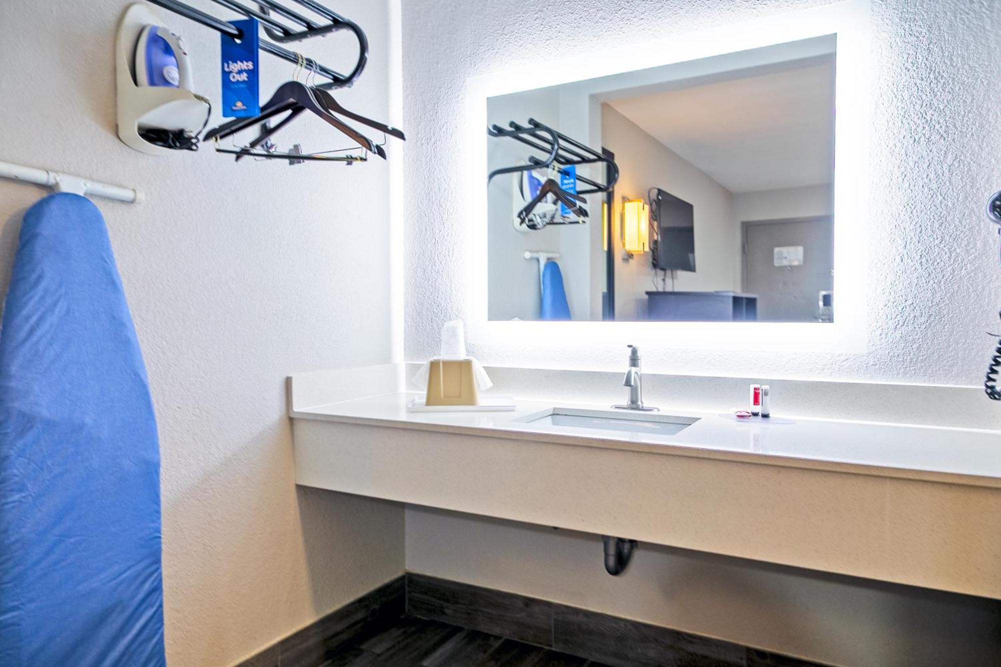 Days Inn By Wyndham Augusta Near Fort Gordon Екстериор снимка