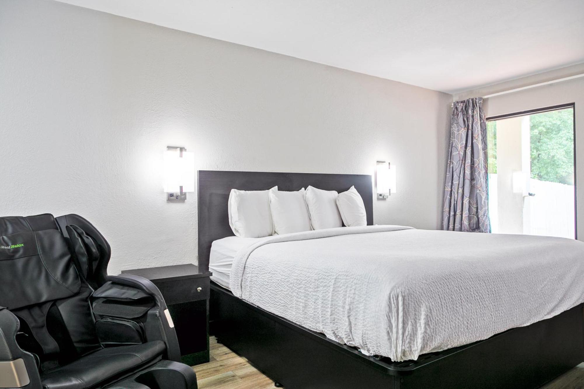 Days Inn By Wyndham Augusta Near Fort Gordon Екстериор снимка